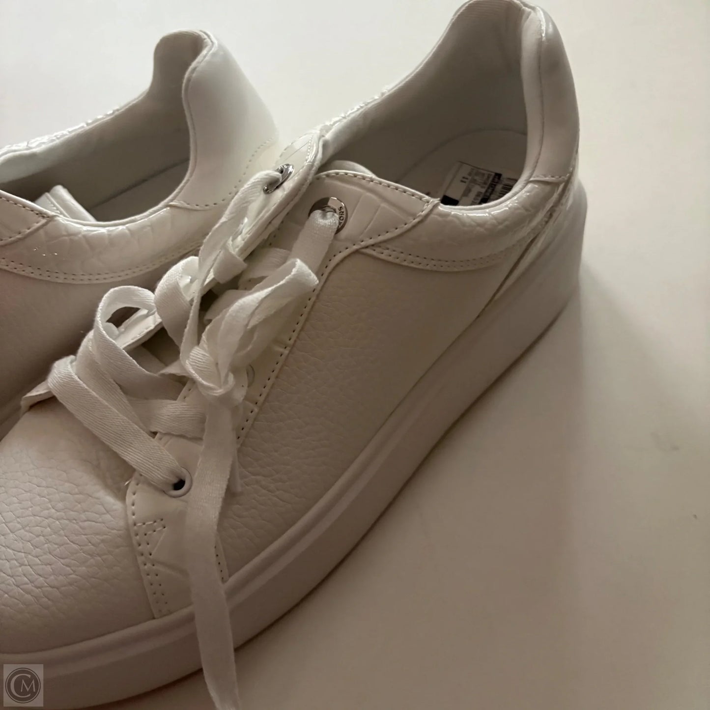 Shoes Designer By Michael Kors In White, Size: 11