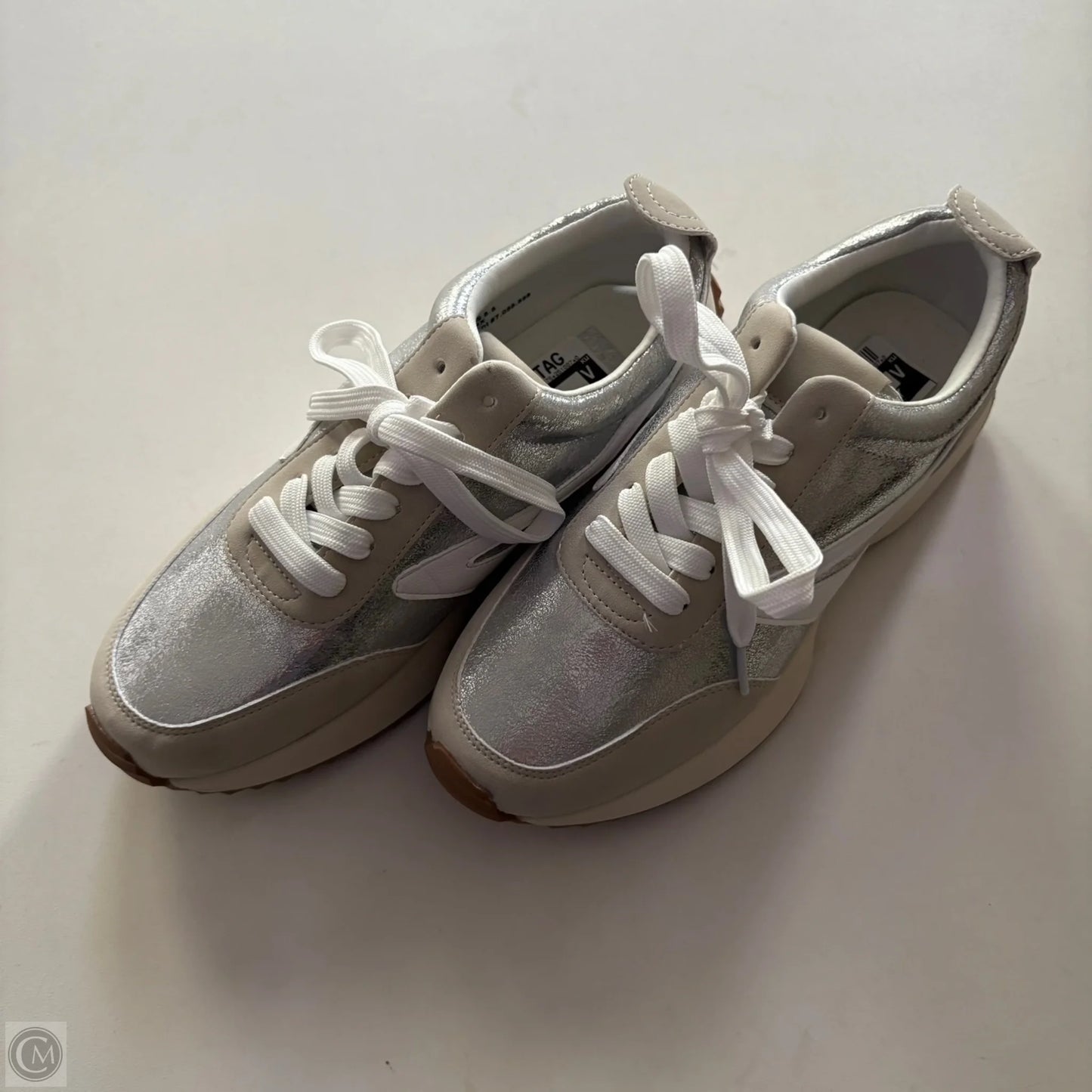 Shoes Athletic By Dolce Vita In Silver, Size: 8.5