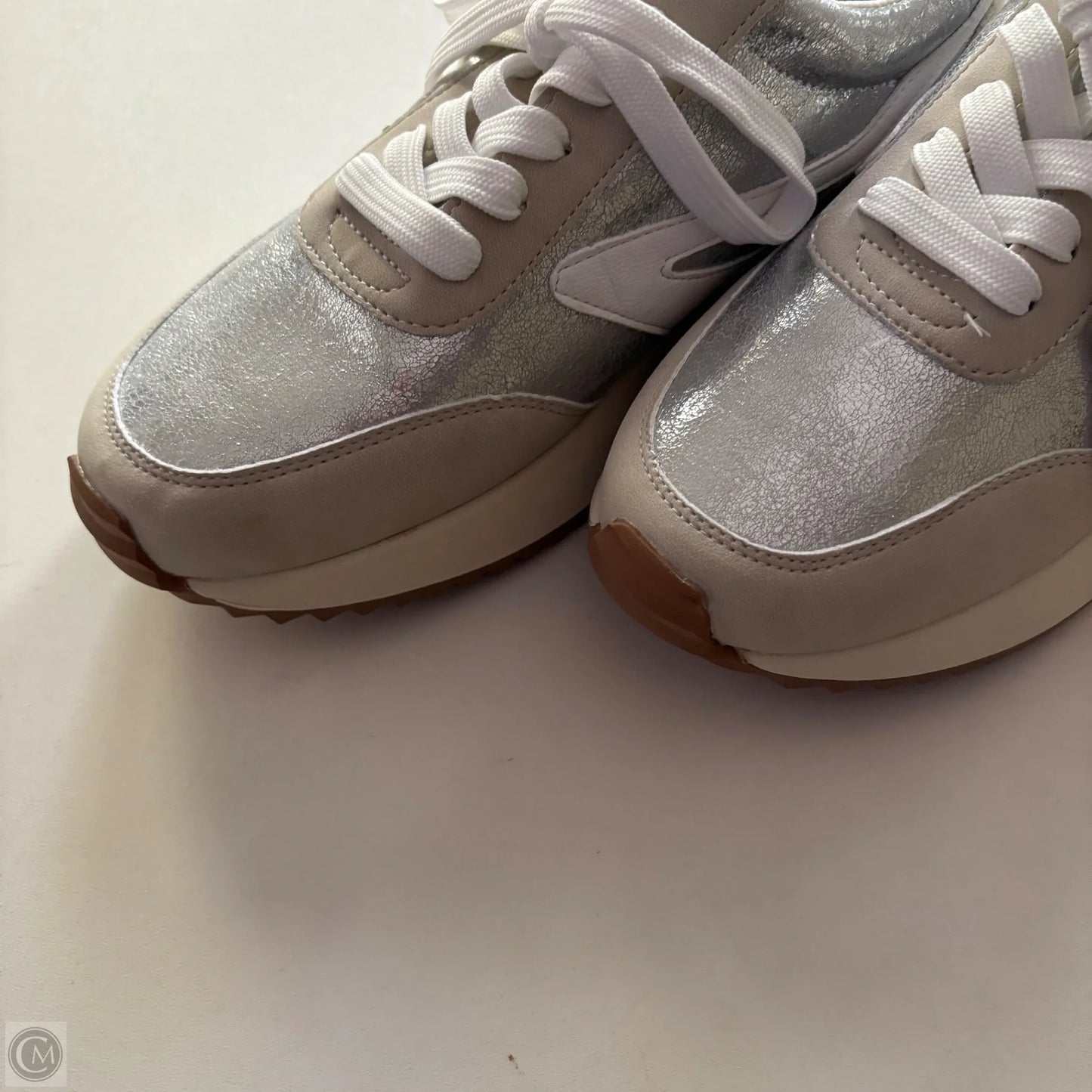 Shoes Athletic By Dolce Vita In Silver, Size: 8.5