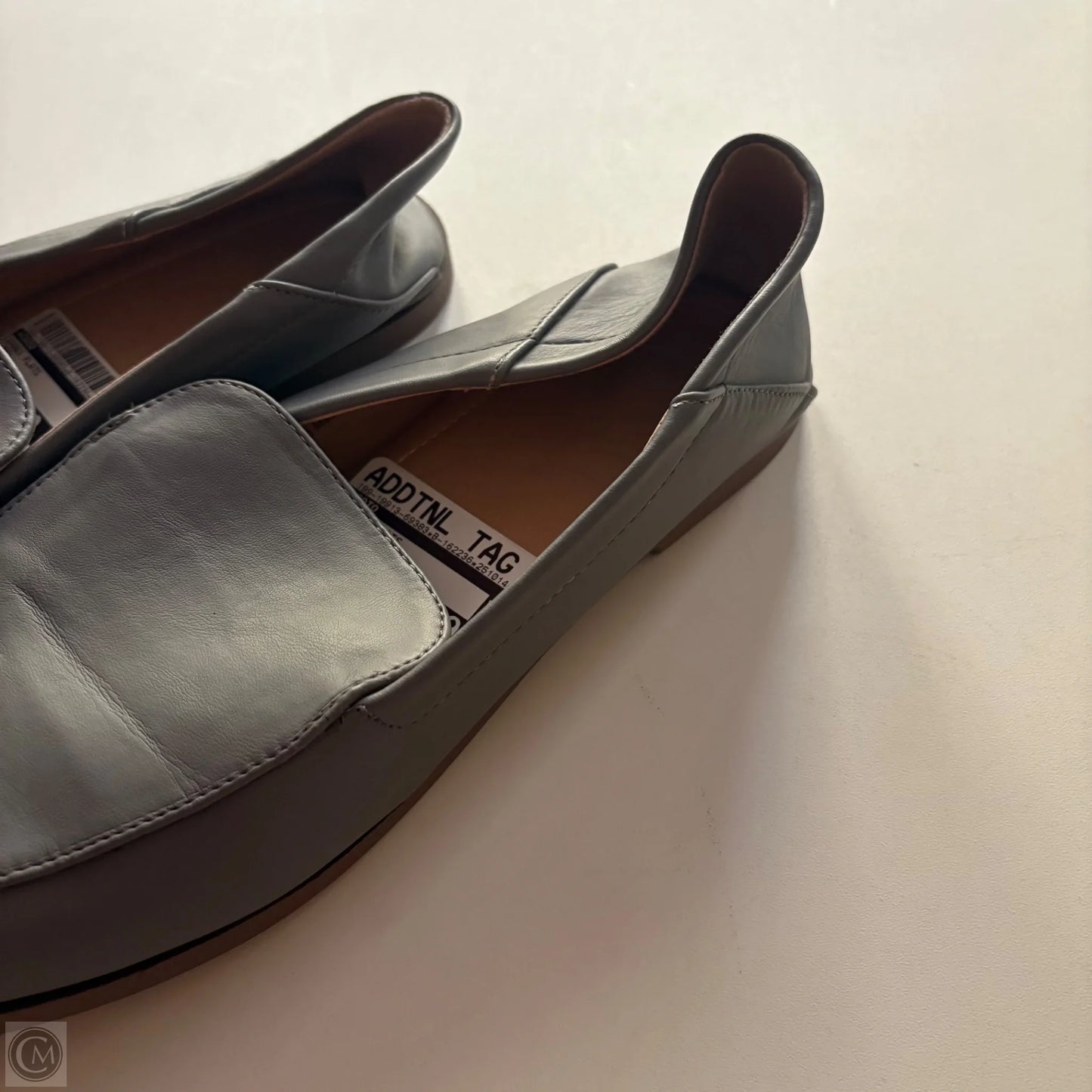 Shoes Flats By Cato In Grey, Size: 11