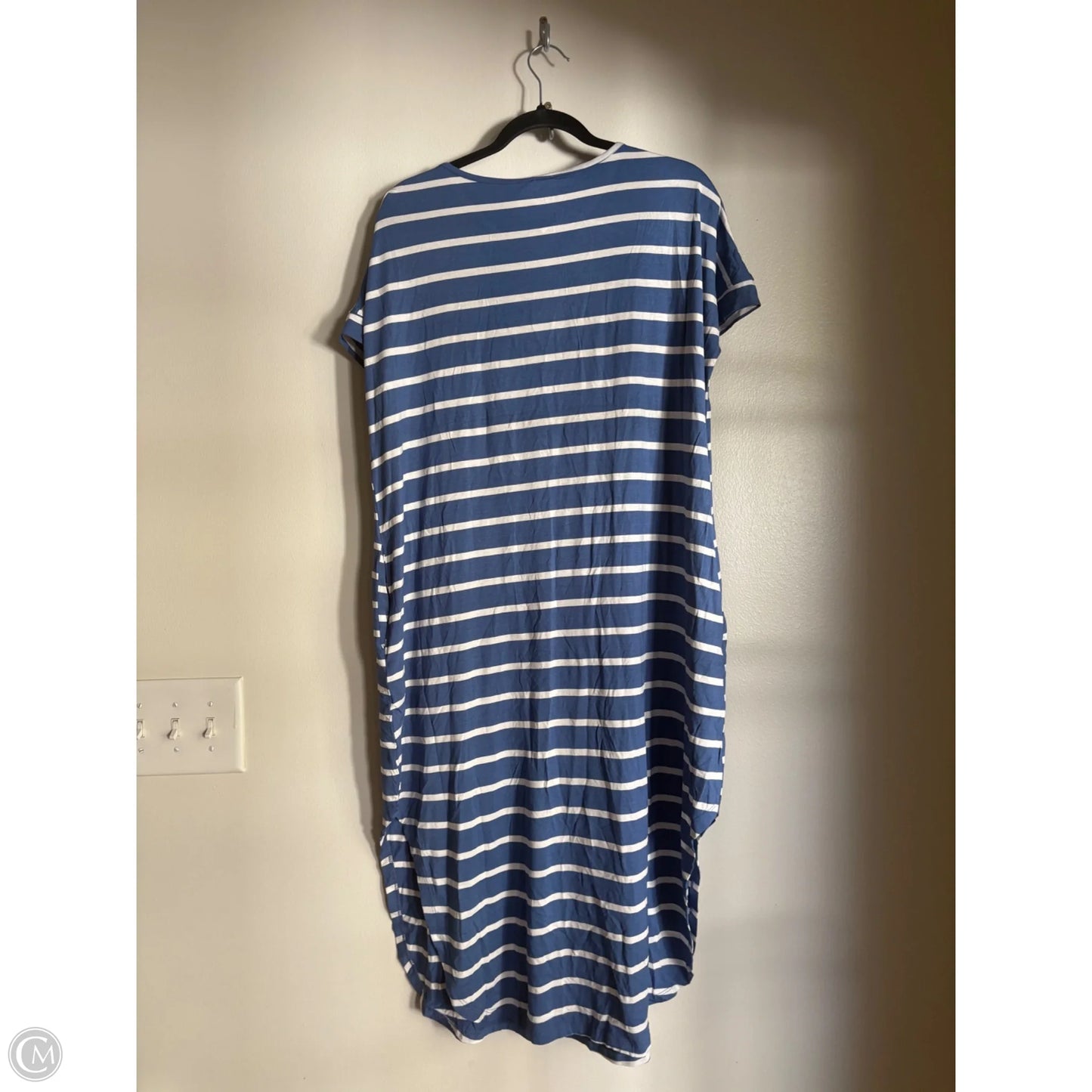 Dress Casual Maxi By Yelete In Striped Pattern, Size: L