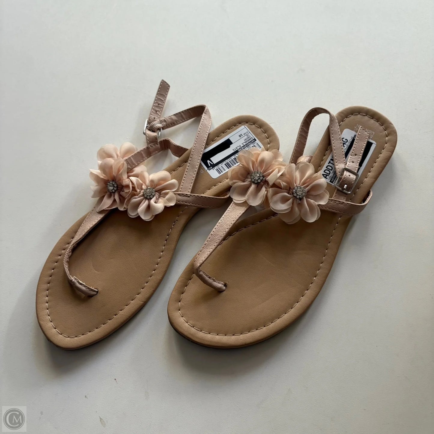 Sandals Flats By Atmosphere In Cream, Size: 10