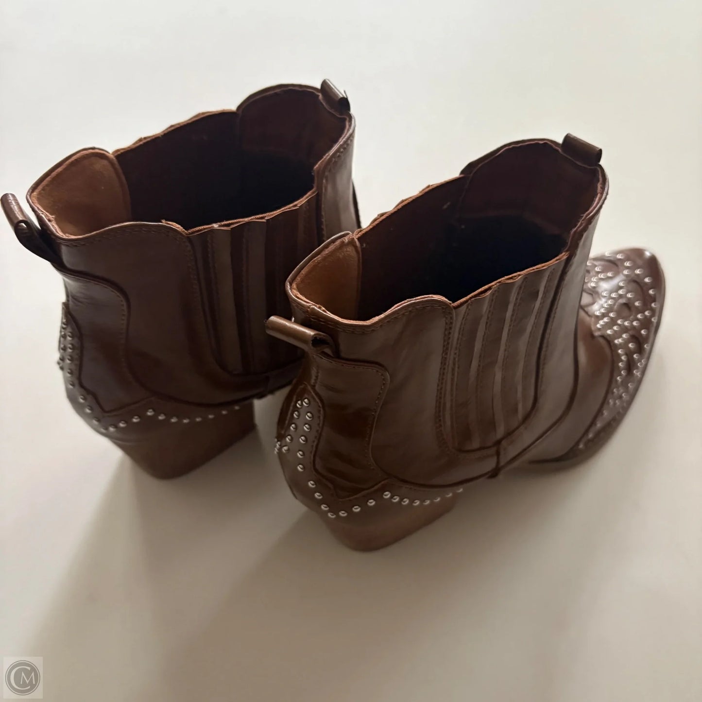 Boots Ankle Heels By Yoki In Brown, Size: 7