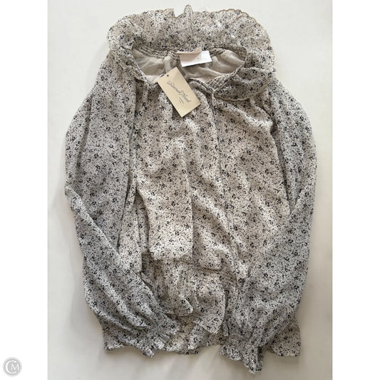 Blouse Long Sleeve By Universal Thread In Cream, Size: Xl