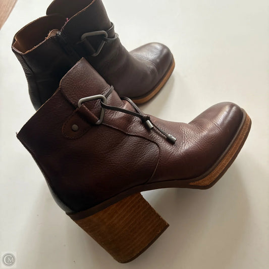 Boots Ankle Heels By Korks In Brown, Size: 8.5