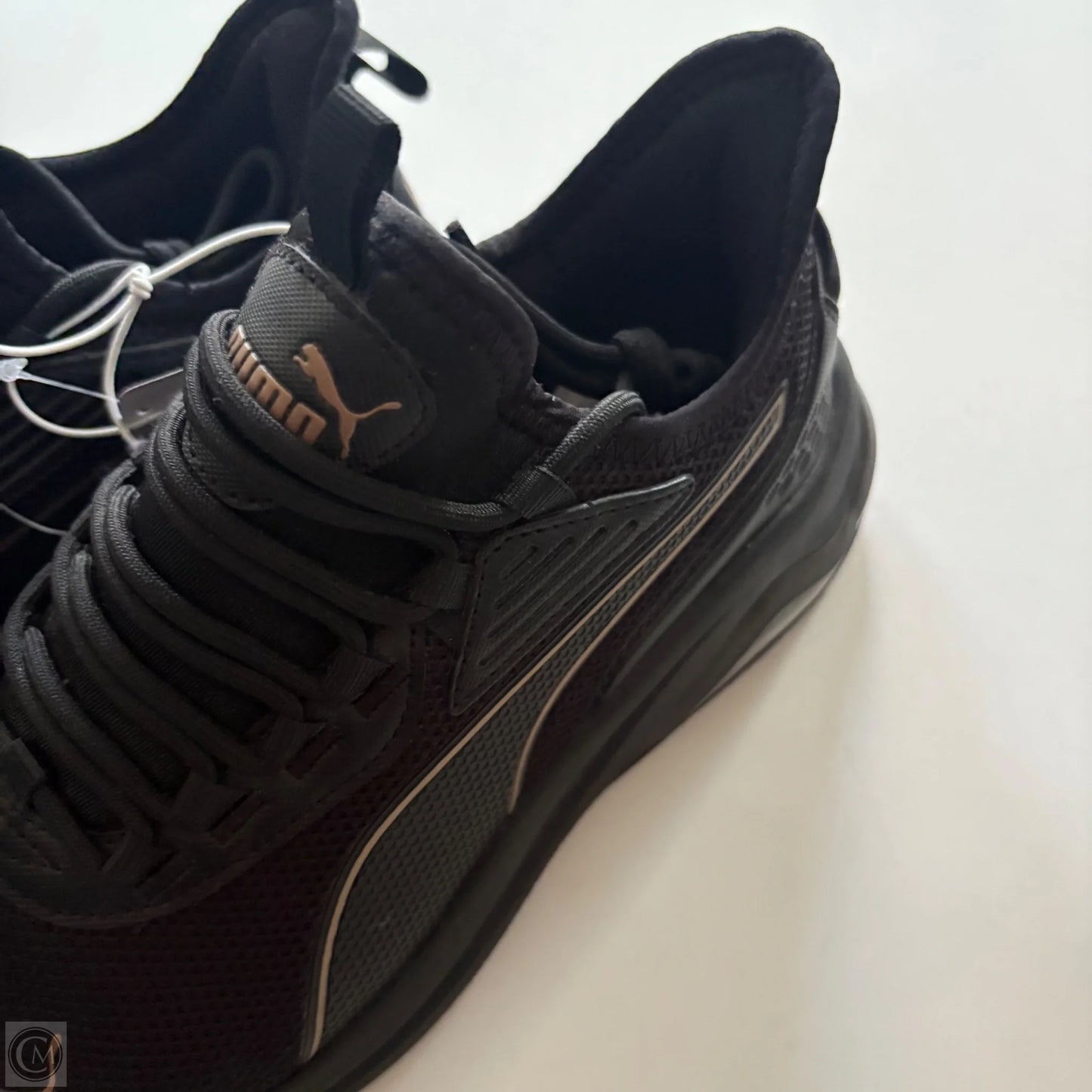 Shoes Athletic By Puma In Black, Size: 8