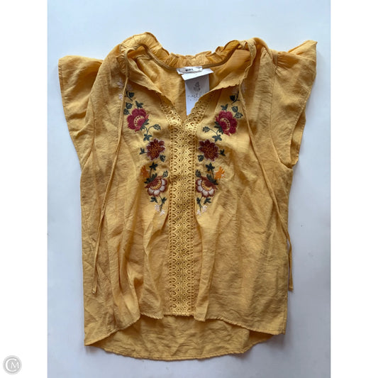 Top Short Sleeve By Mine In Yellow, Size: L
