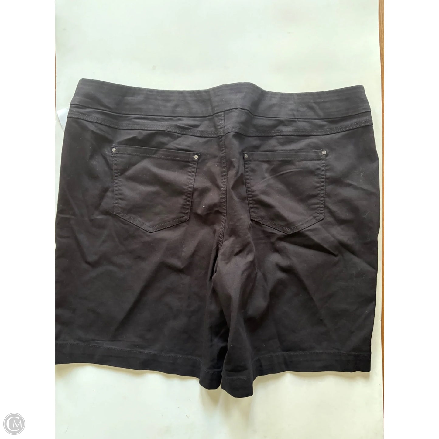 Shorts By Terra & Sky In Black, Size: 20