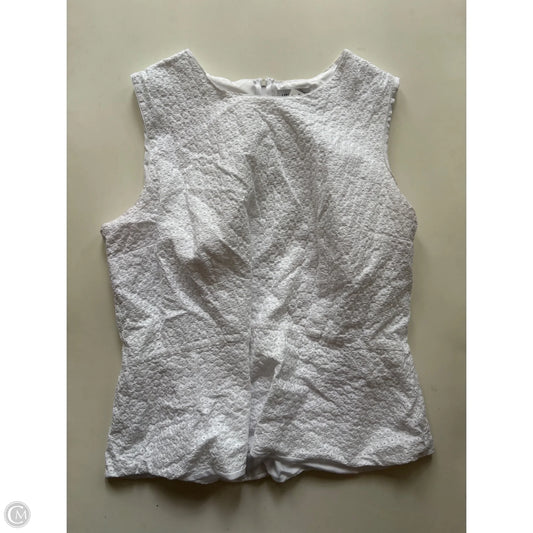 Top Sleeveless By Liz Claiborne In White, Size: 1x