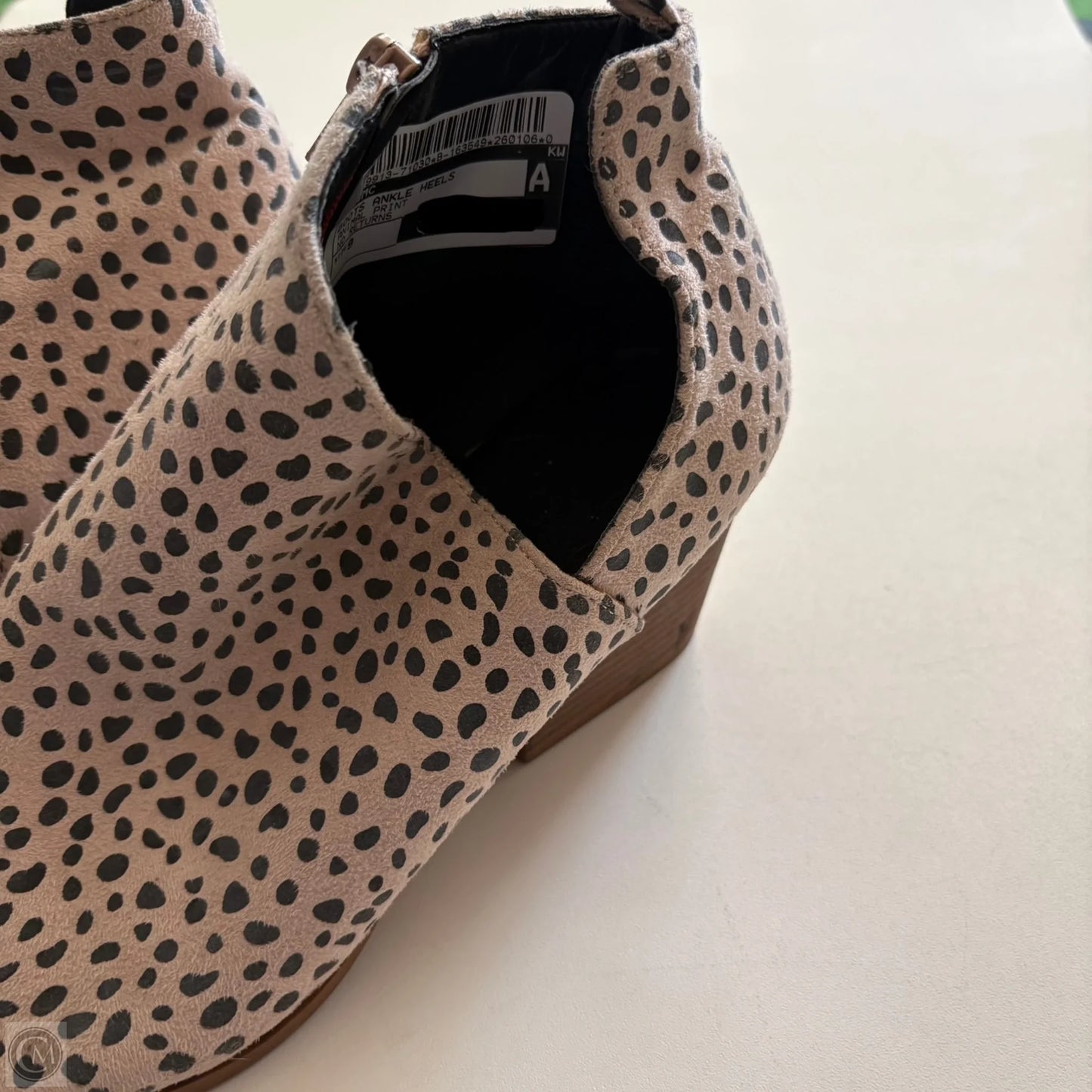 Boots Ankle Heels By Cmc In Animal Print, Size: 9