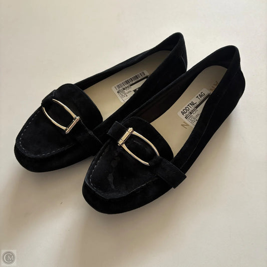 Shoes Flats By Anne Klein In Black, Size: 8