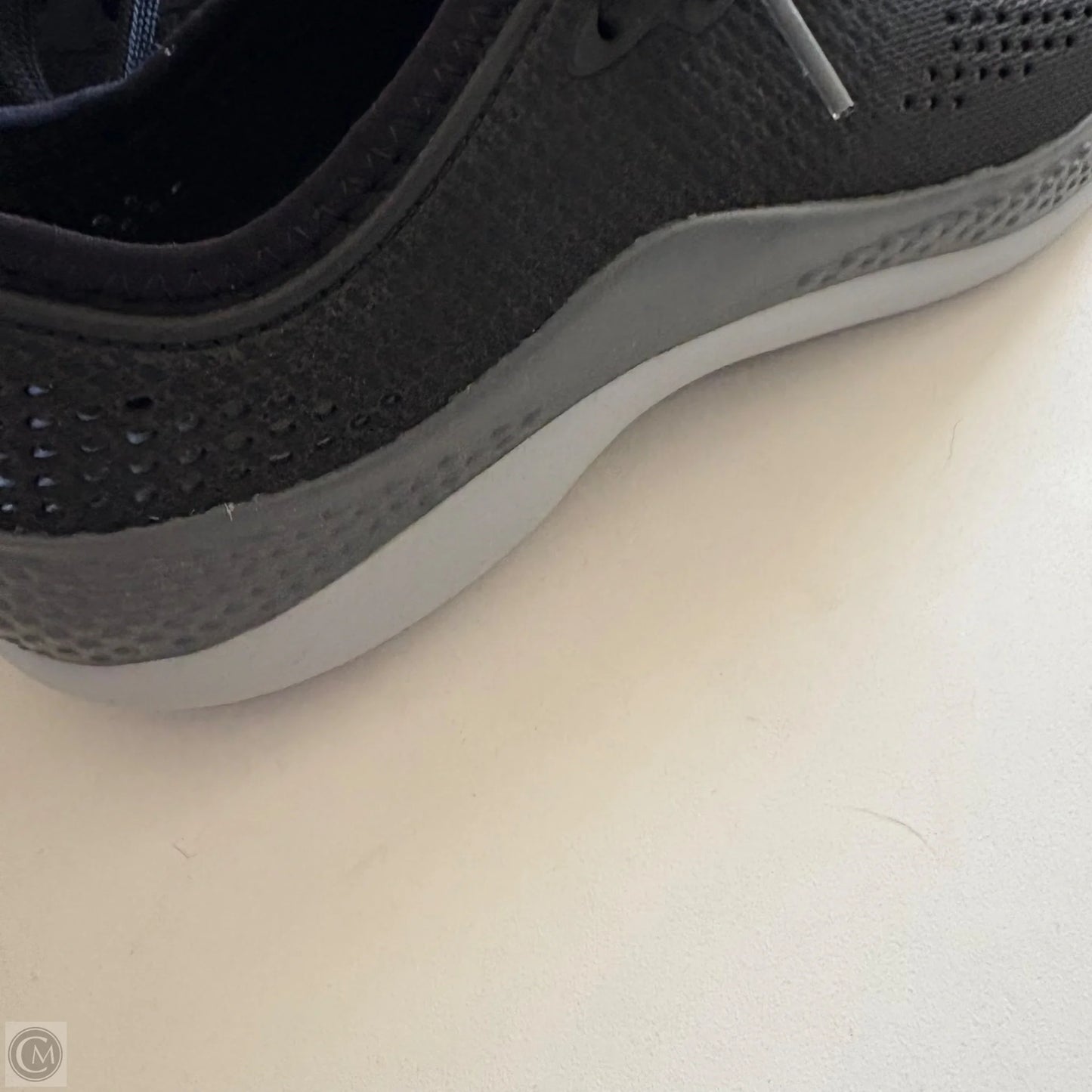 Shoes Athletic By Crocs In Black, Size: 9