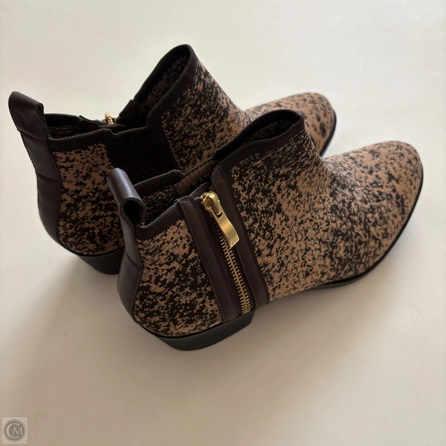 Boots Ankle Heels By Vivaia In Brown, Size: 10.5