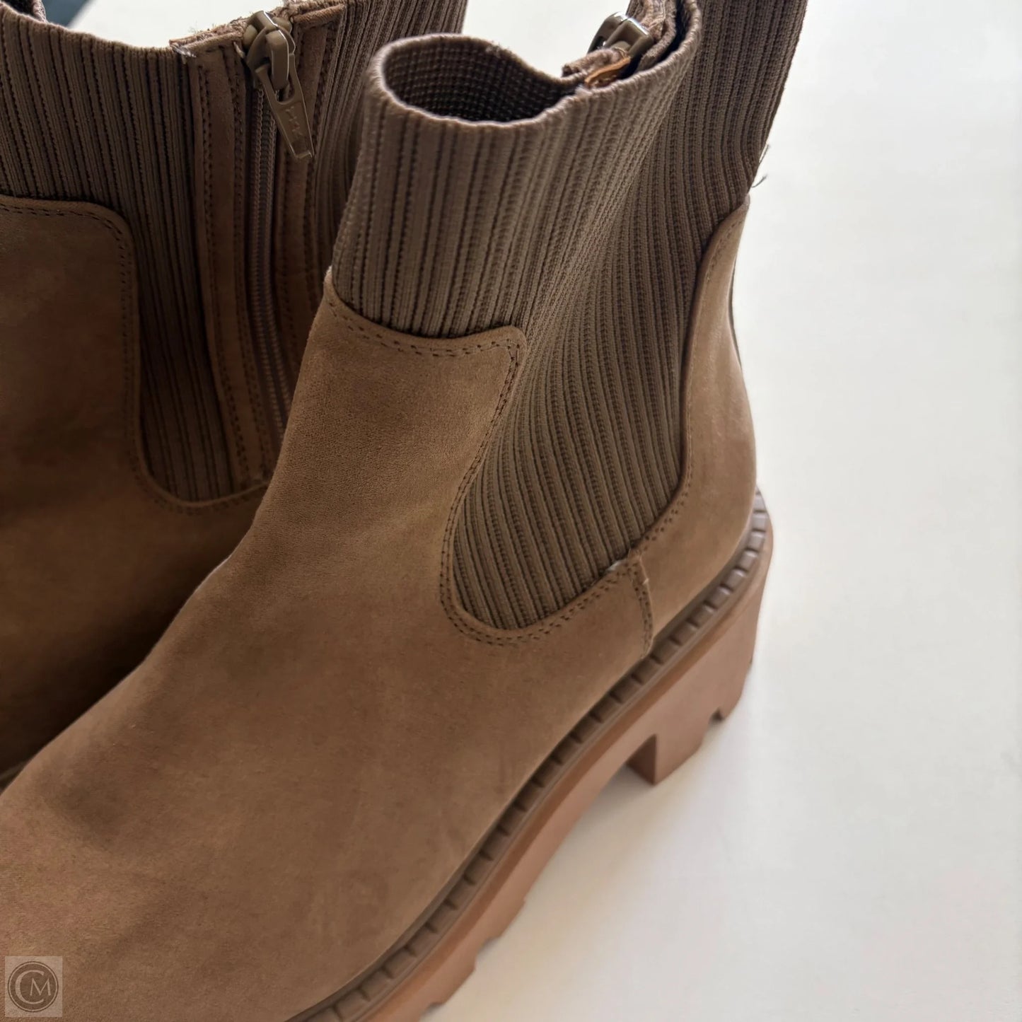 Boots Ankle Heels By Universal Thread In Brown, Size: 10