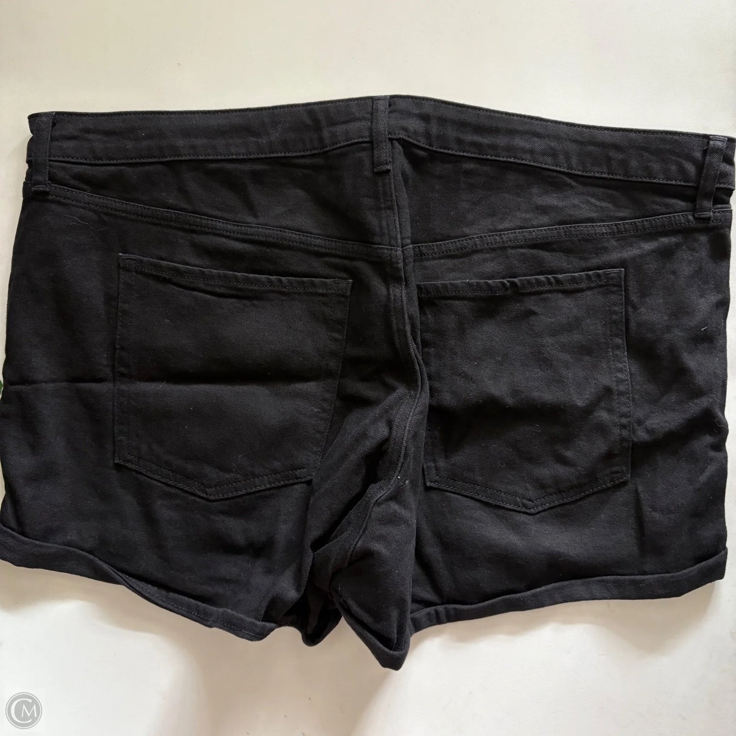 Shorts By Old Navy In Black, Size: 22
