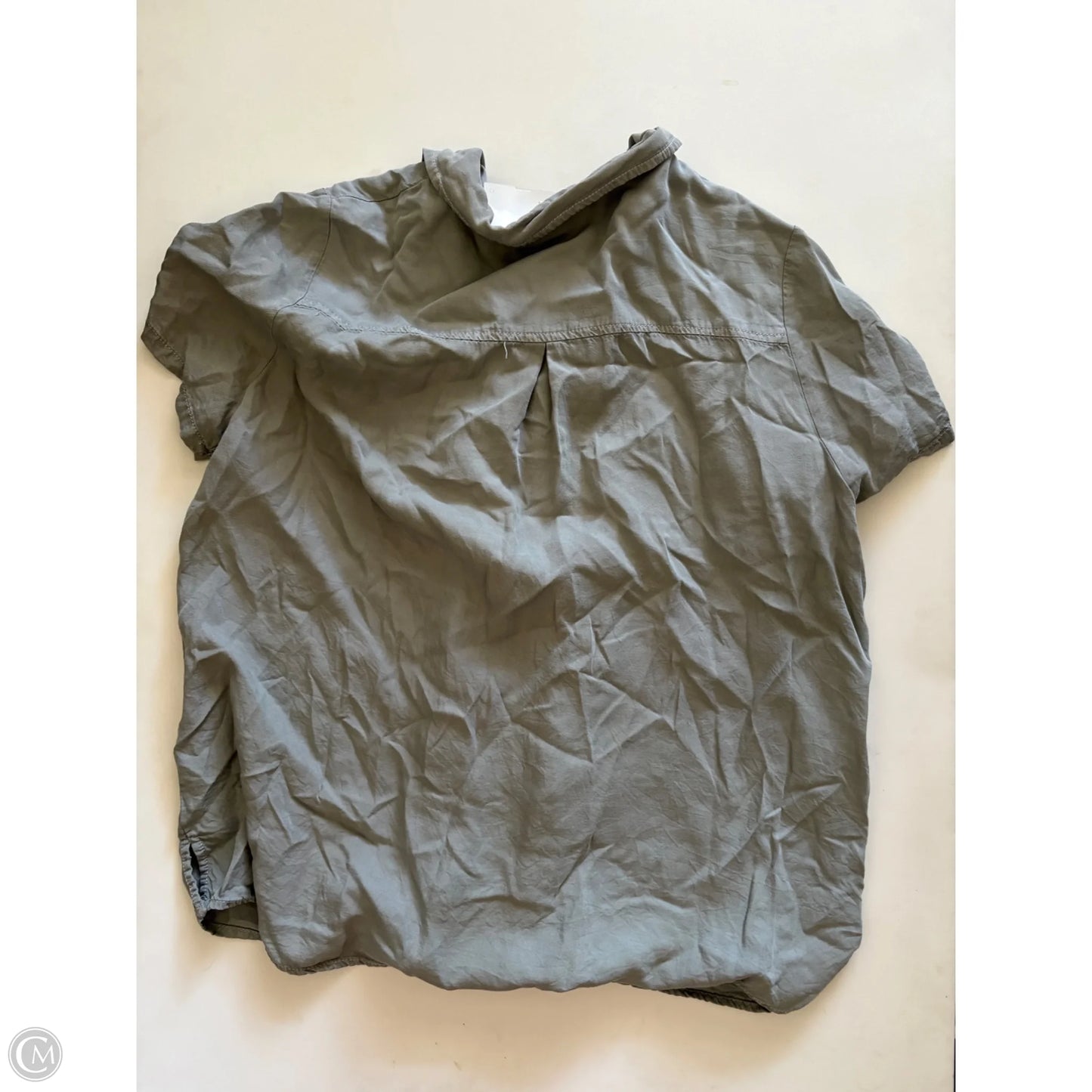 Top Short Sleeve By Hem & Thread In Grey, Size: L