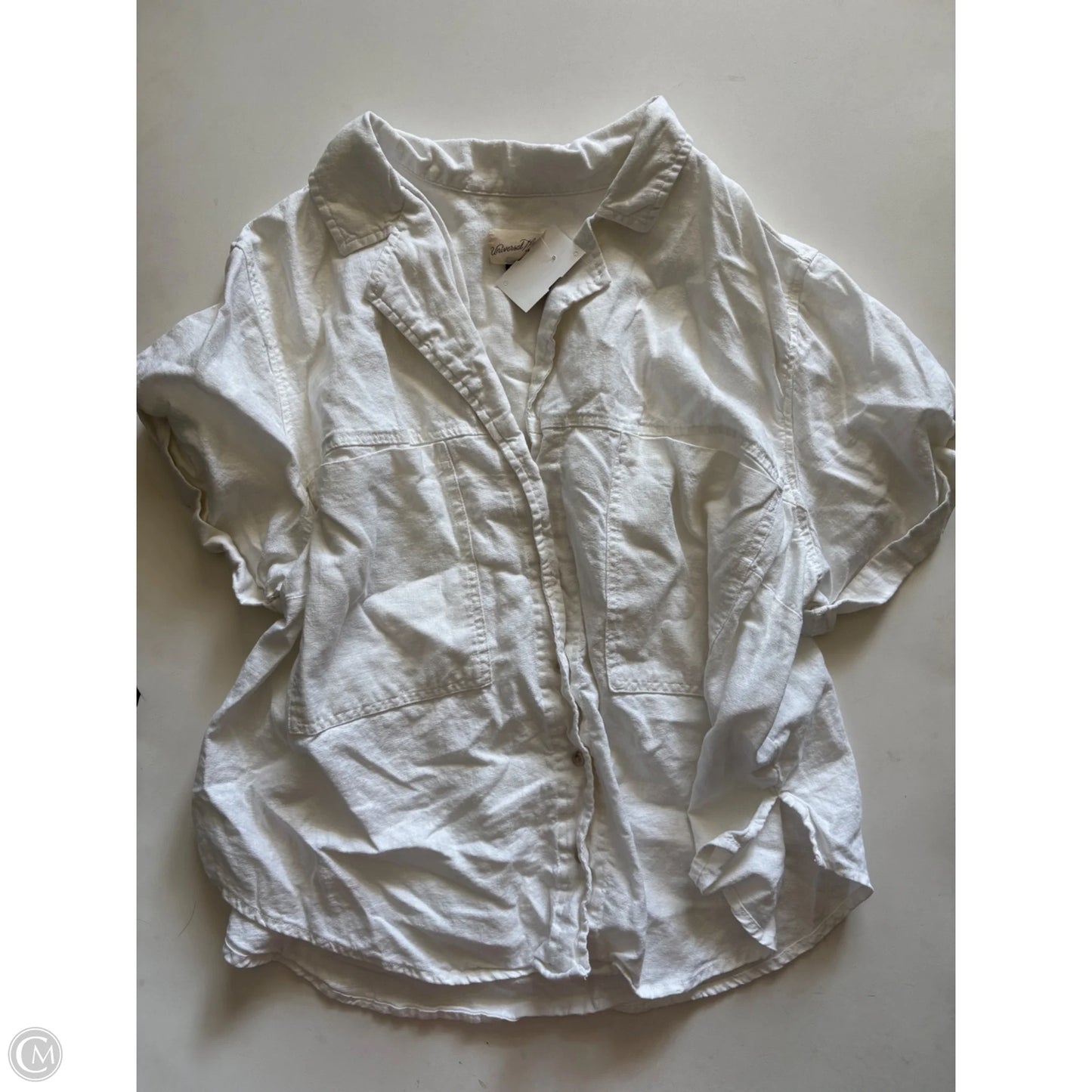 Top Short Sleeve By Universal Thread In White, Size: 2x