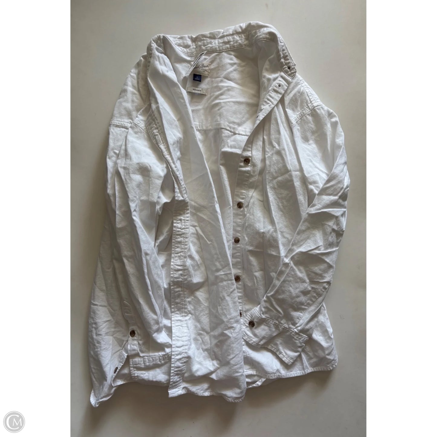 Top Long Sleeve By Universal Thread In White, Size: Xl