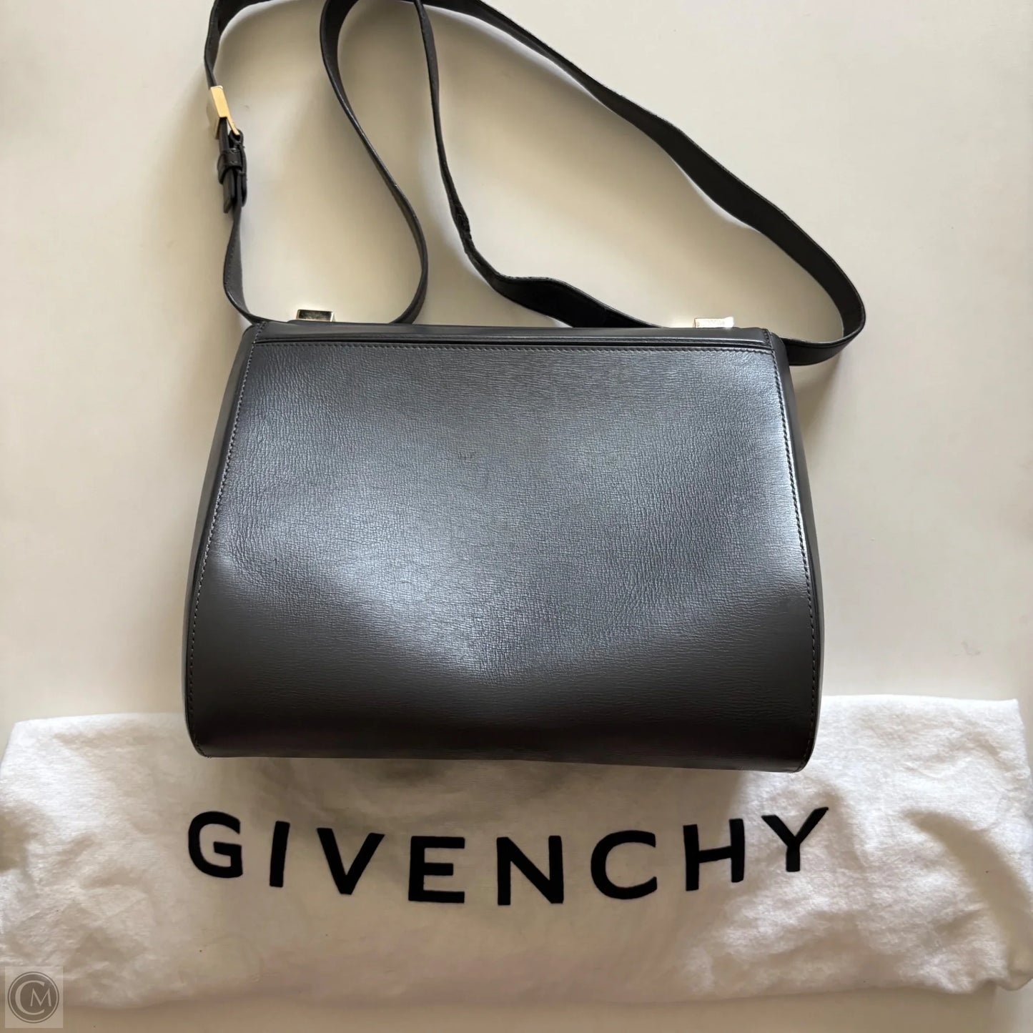 Handbag Luxury Designer By Givenchy, Size: Large