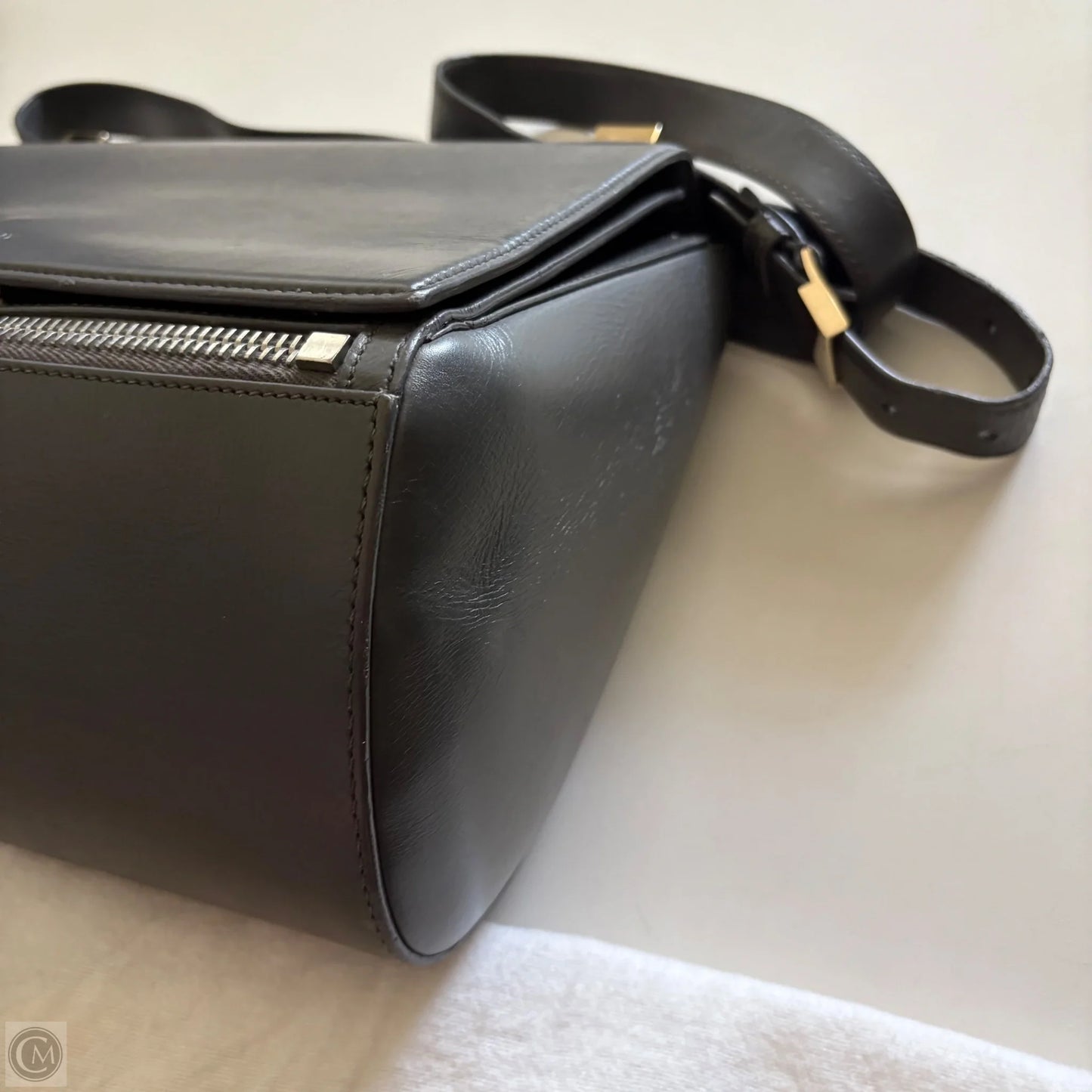 Handbag Luxury Designer By Givenchy, Size: Large