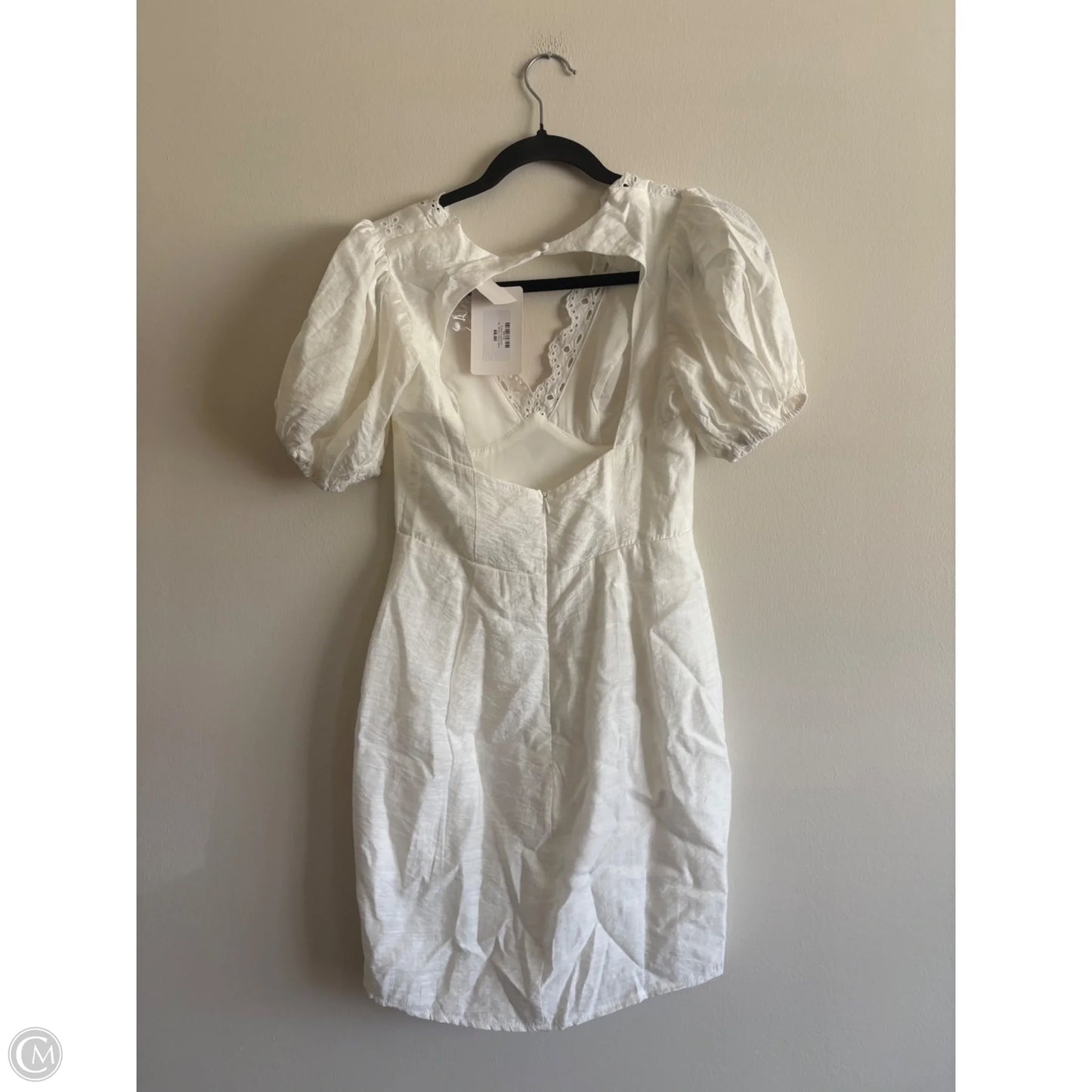 Dress Casual Short By Mika & Gala In White, Size: 6