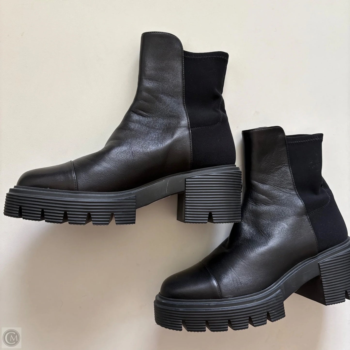 Boots Designer By Stuart Weitzman In Black, Size: 8