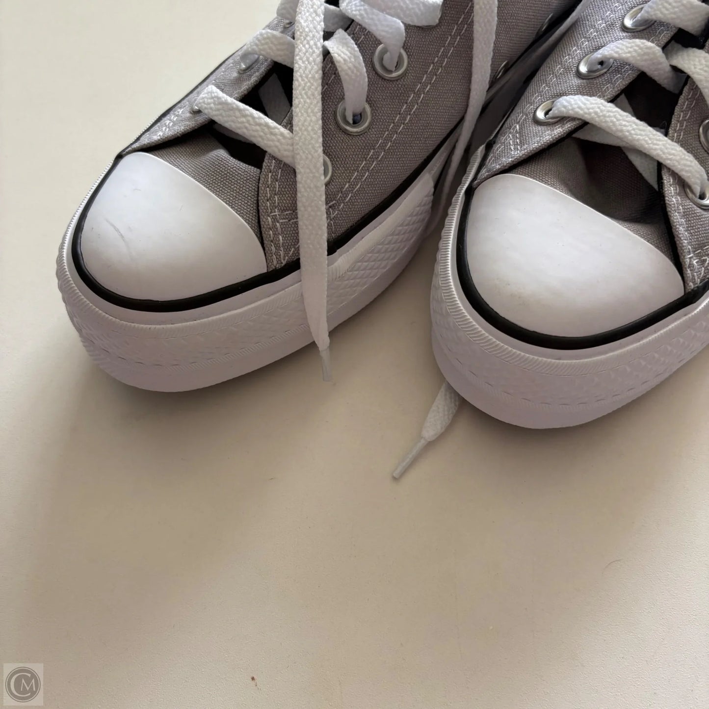 Shoes Athletic By Converse In Grey, Size: 8.5