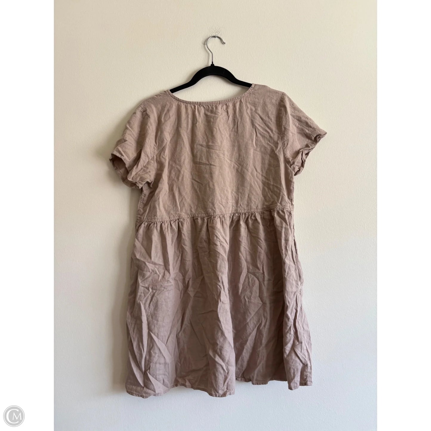 Dress Casual Short By Laynee & Lee In Tan, Size: M