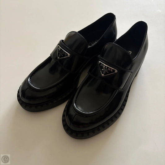 Shoes Luxury Designer By Prada In Black, Size: 7.5