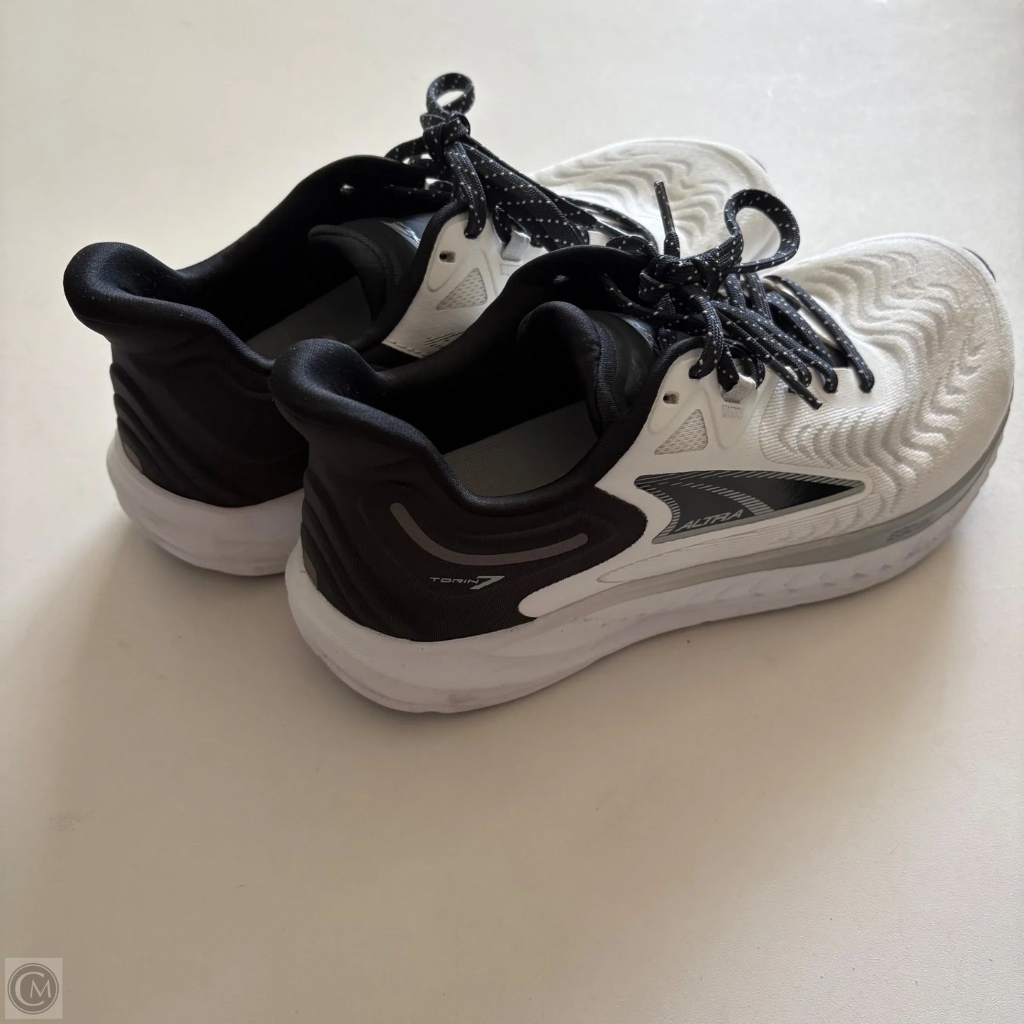 Shoes Athletic By Altra In White, Size: 9