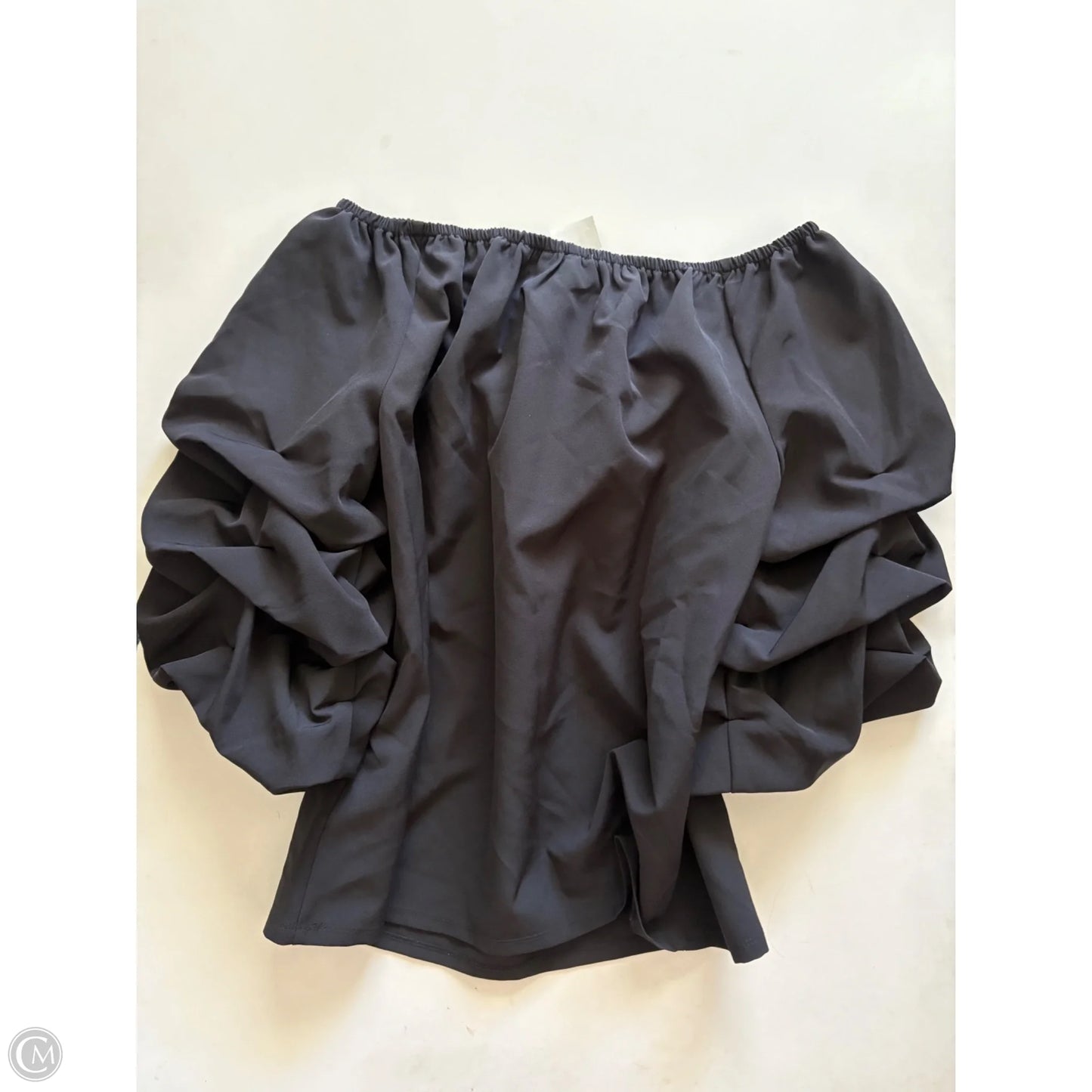 Top Short Sleeve By Cece In Black, Size: M