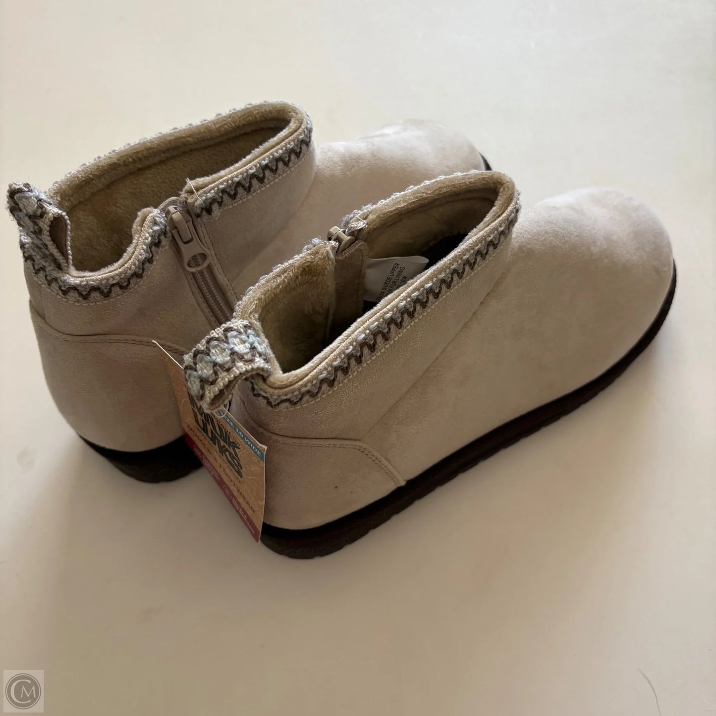 Boots Ankle Flats By Muk Luks In Cream, Size: 10
