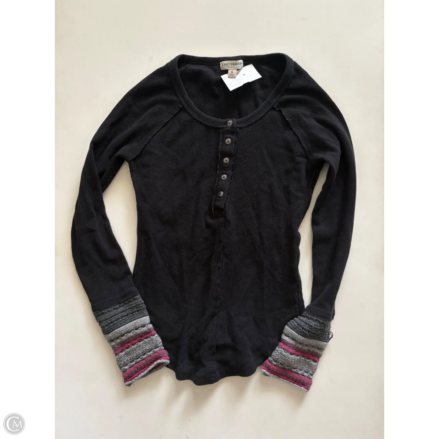 Top Long Sleeve By Earthbound In Black, Size: S