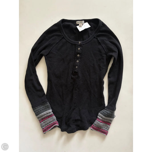 Top Long Sleeve By Earthbound In Black, Size: S