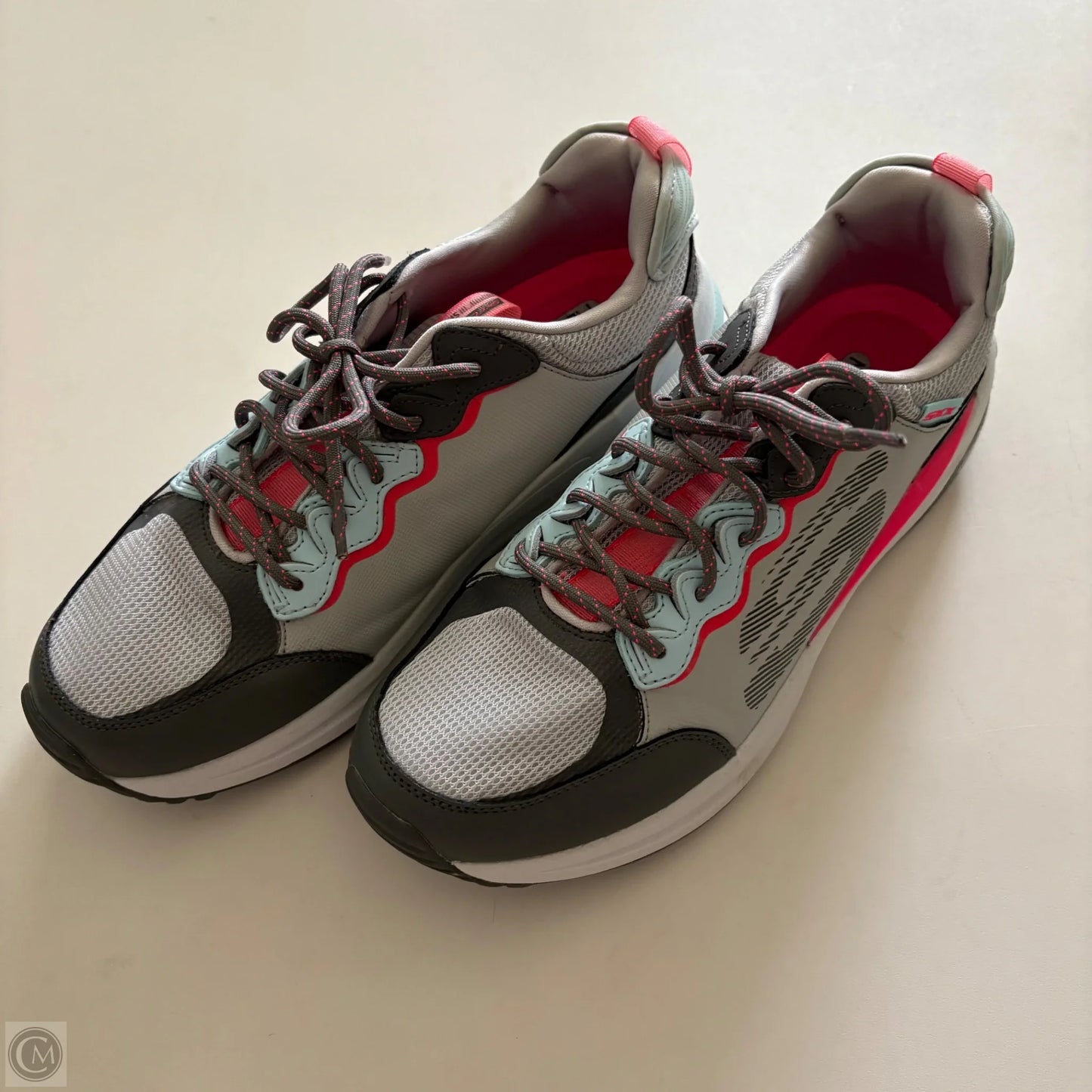 Shoes Athletic By Skechers In Grey, Size: 9.5