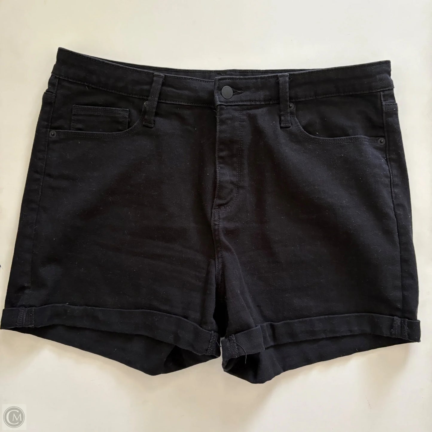 Shorts By Universal Thread In Black, Size: 16