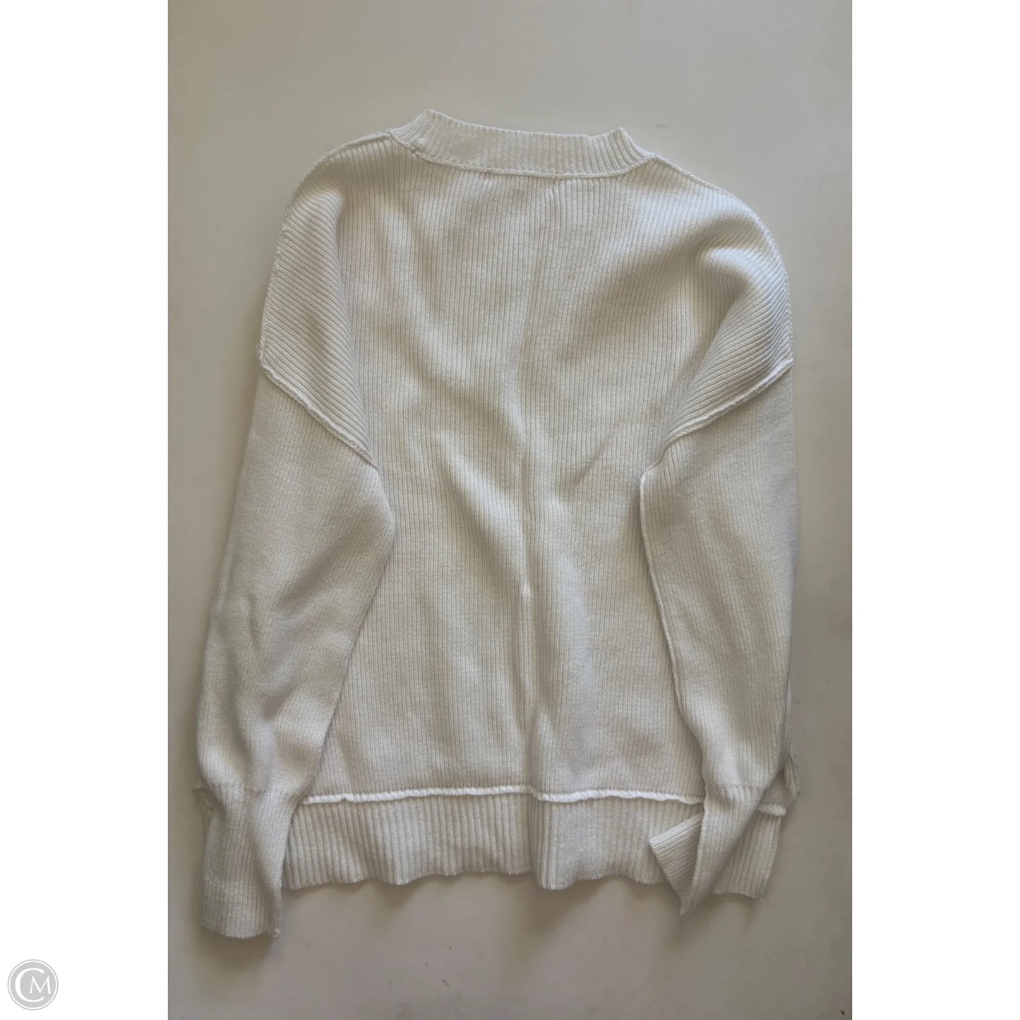 Sweater By Moon And Madison In White, Size: L