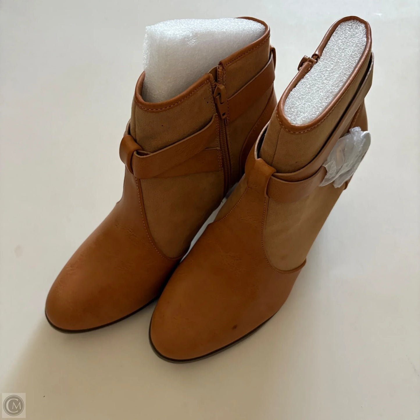 Boots Ankle Heels By Comfort Casual In Tan, Size: 10