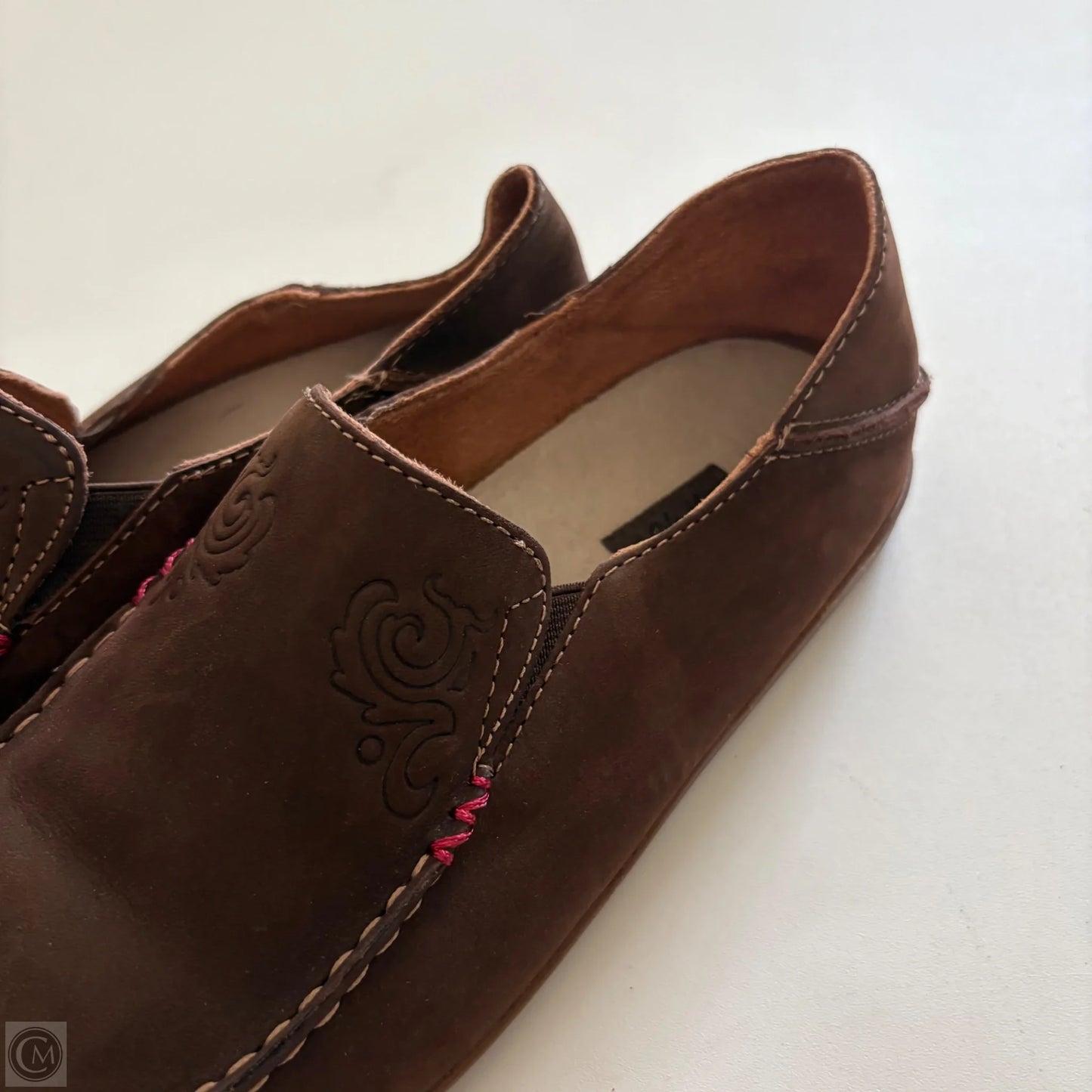 Shoes Flats By Cmc In Brown, Size: 9