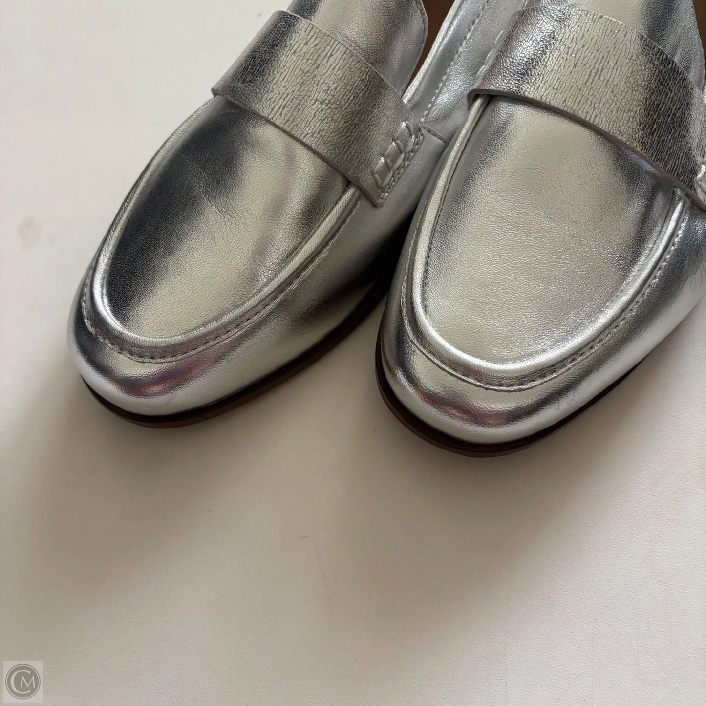 Shoes Flats By Seychelles In Silver, Size: 9