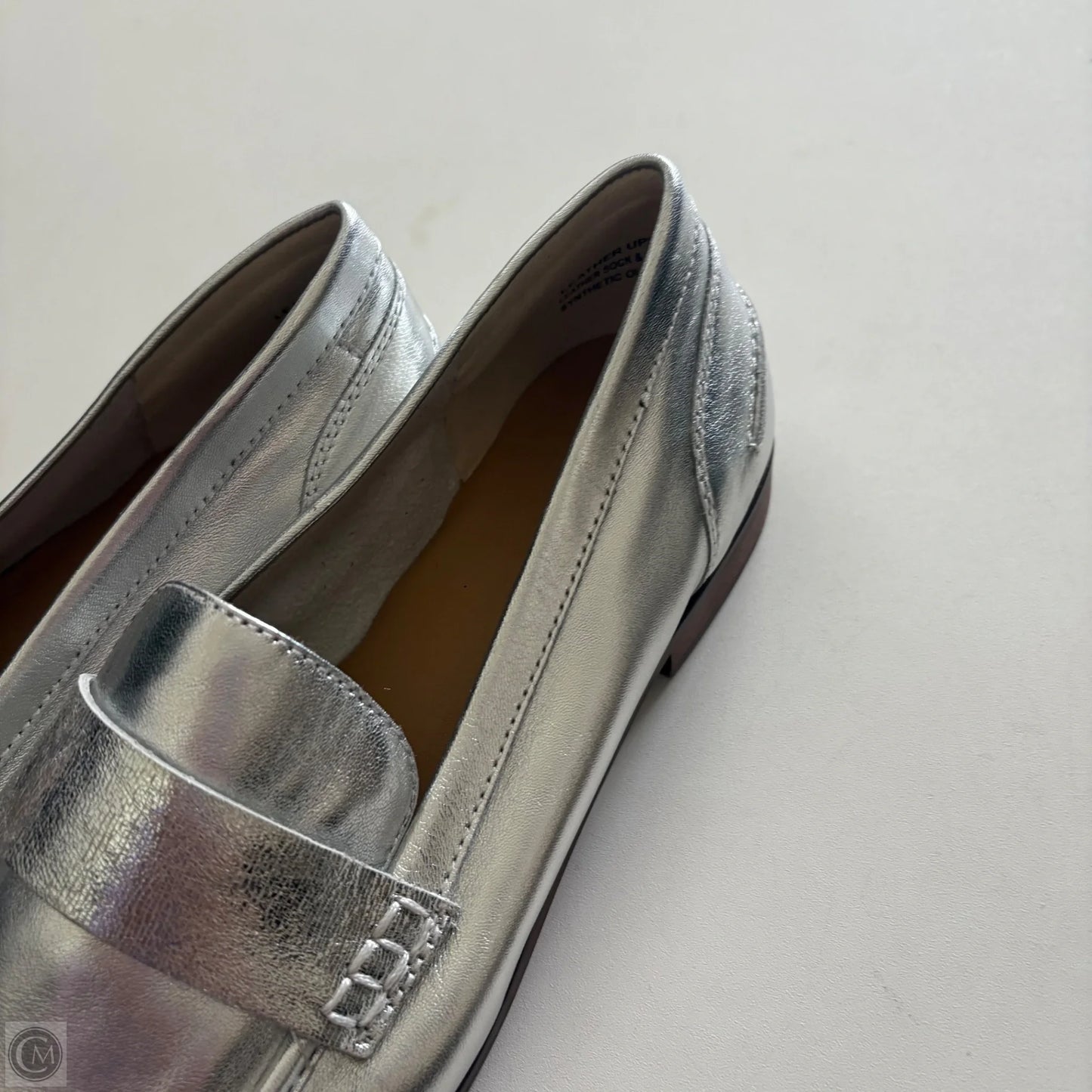 Shoes Flats By Seychelles In Silver, Size: 9