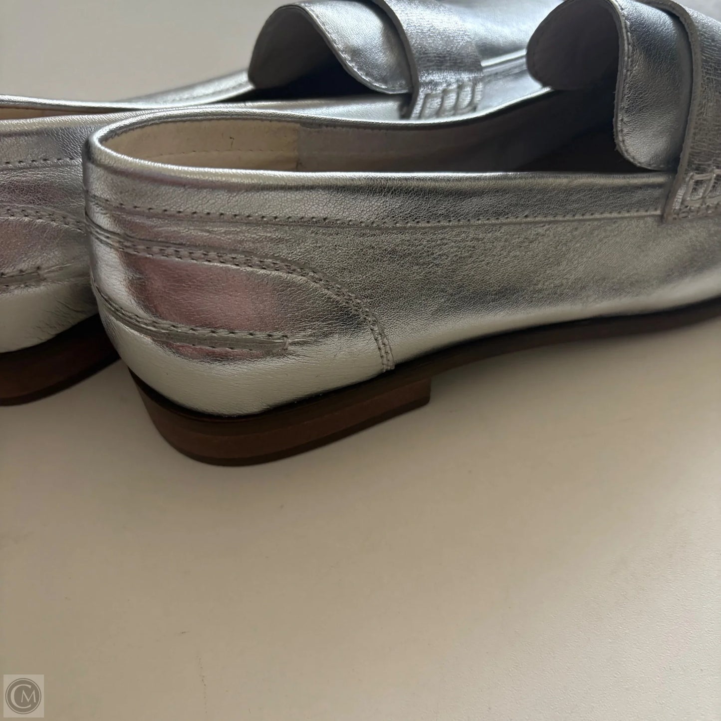 Shoes Flats By Seychelles In Silver, Size: 9