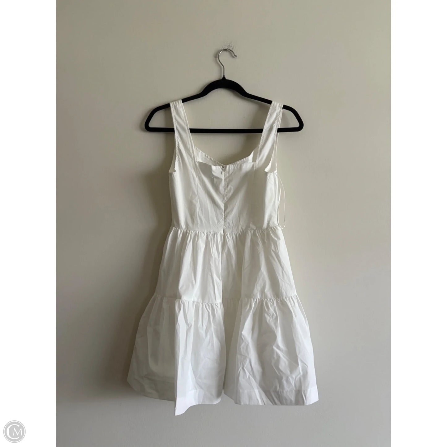 Dress Casual Short By Day + Moon In White, Size: S