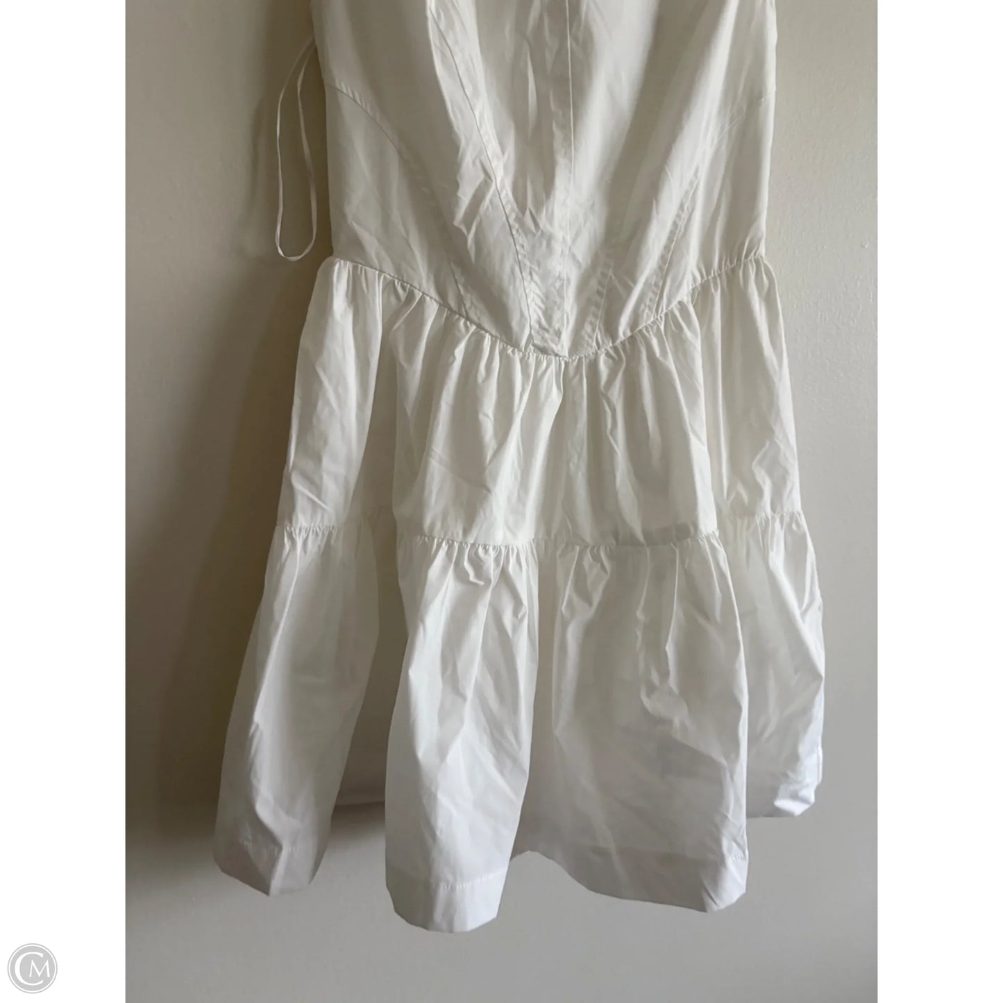 Dress Casual Short By Day + Moon In White, Size: S