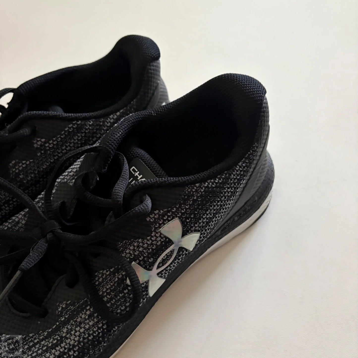 Shoes Athletic By Under Armour In Black, Size: 9.5
