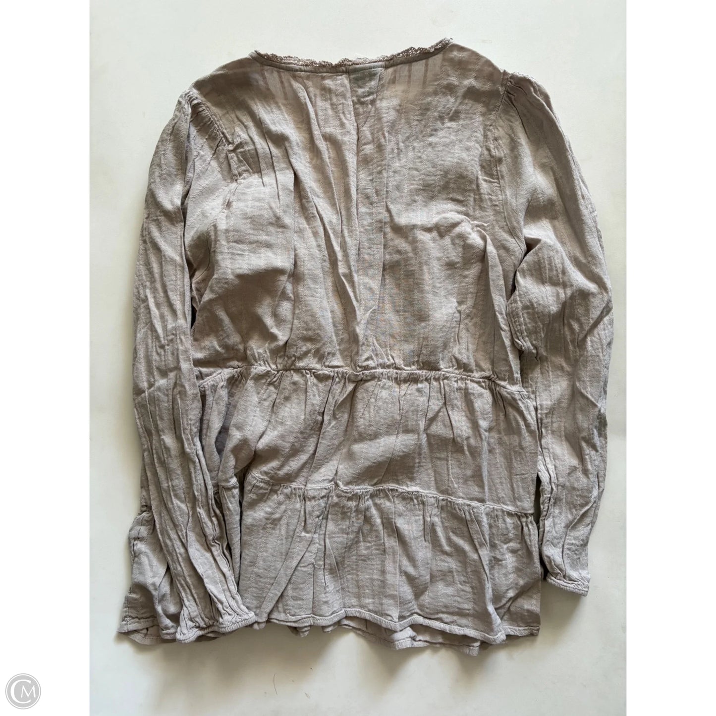 Top Long Sleeve By Torrid In Beige, Size: L