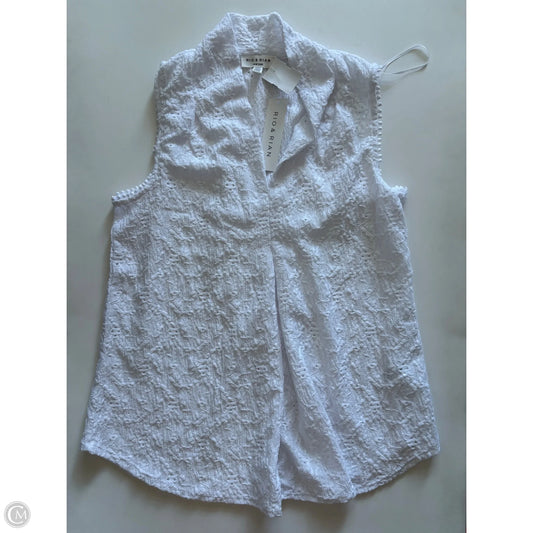 Top Sleeveless By Rio In White, Size: M