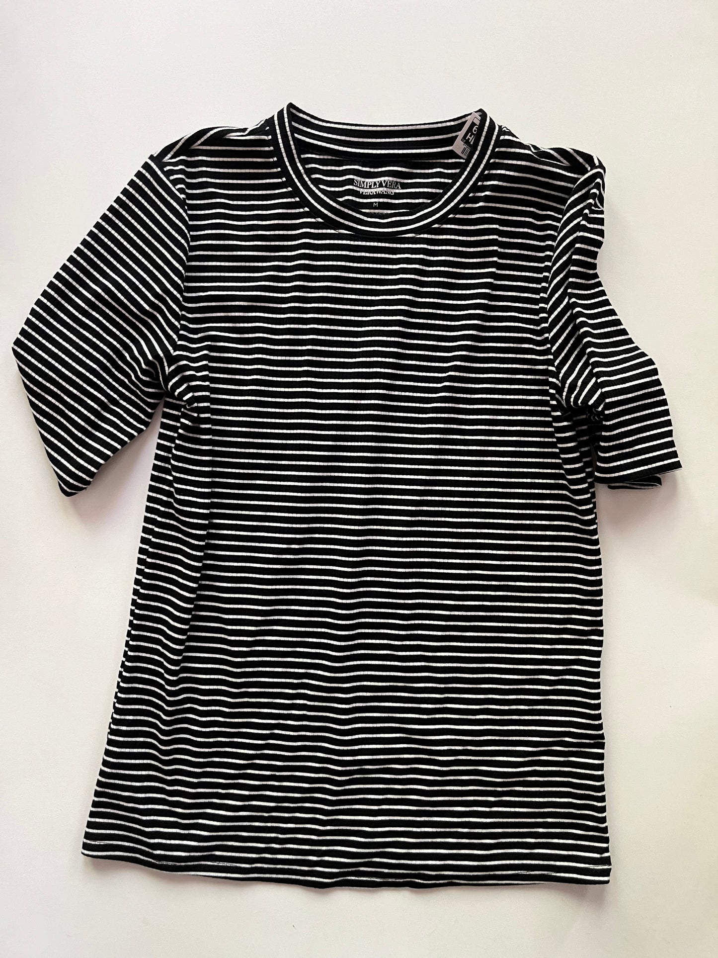 Top Short Sleeve By Simply Vera In Striped, Size: M