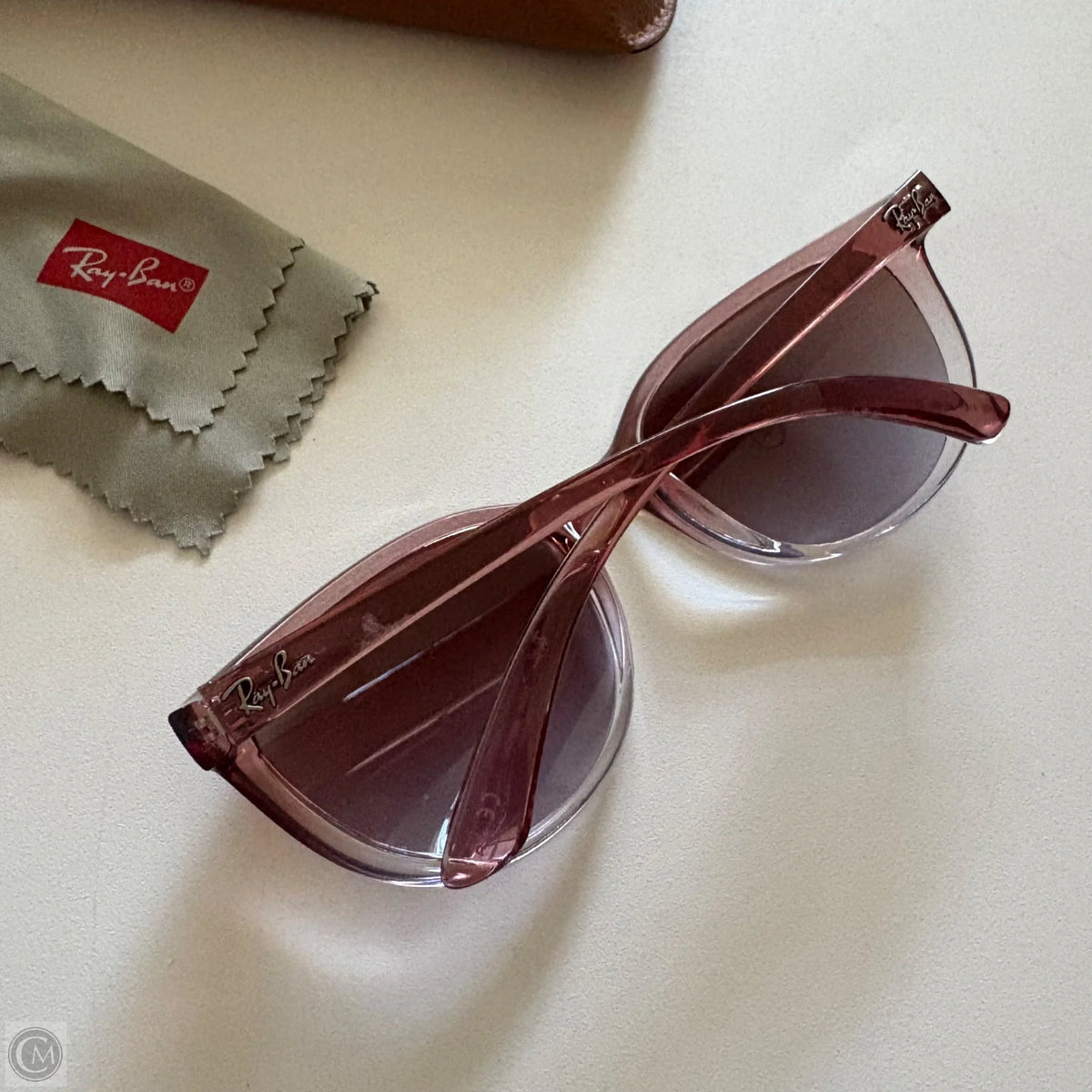 Sunglasses Designer By Ray Ban, Size: Medium