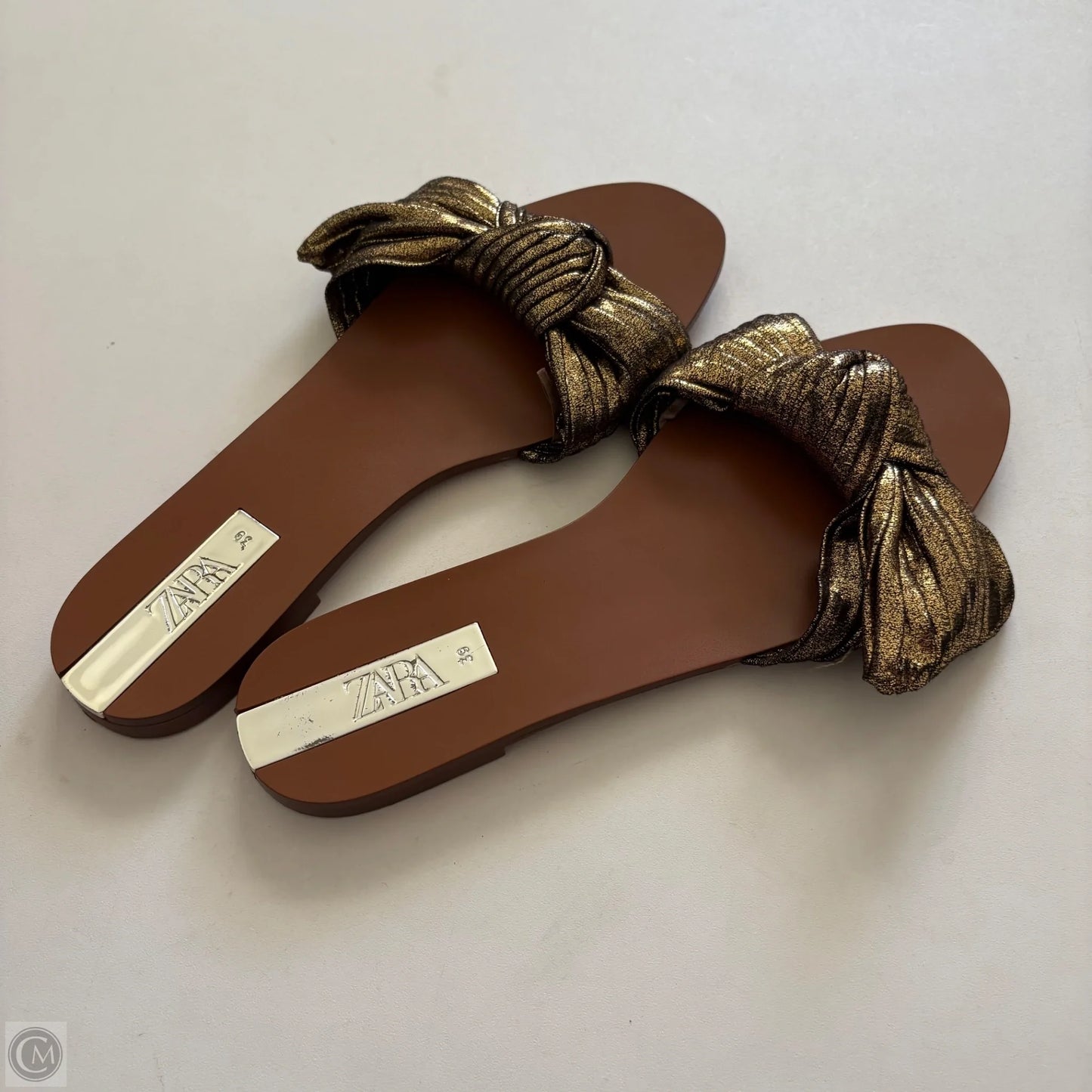 Sandals Flats By Zara In Gold & Tan, Size: 8.5